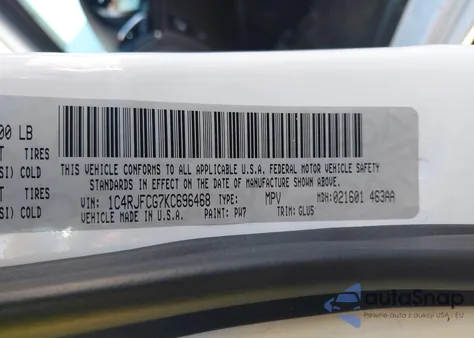 2019 Jeep Grand Cherokee Overland 4X4 from USA, damaged, VIN 1C4RJFCG7KC696468